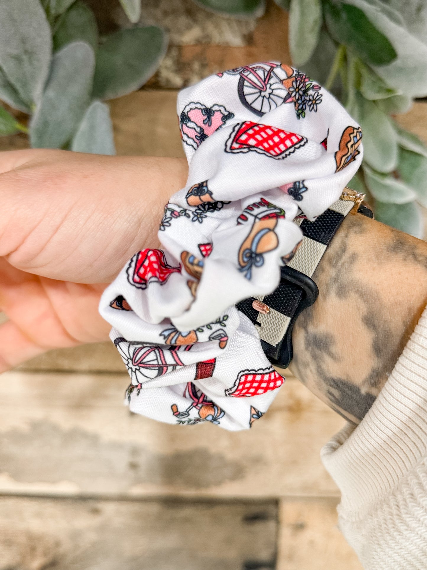 Picnic Love Scrunchie