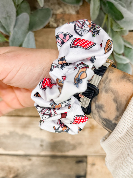 Picnic Love Scrunchie