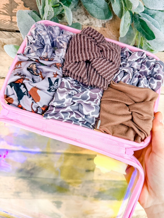 The Sweetheart Box- The Hunting Wife