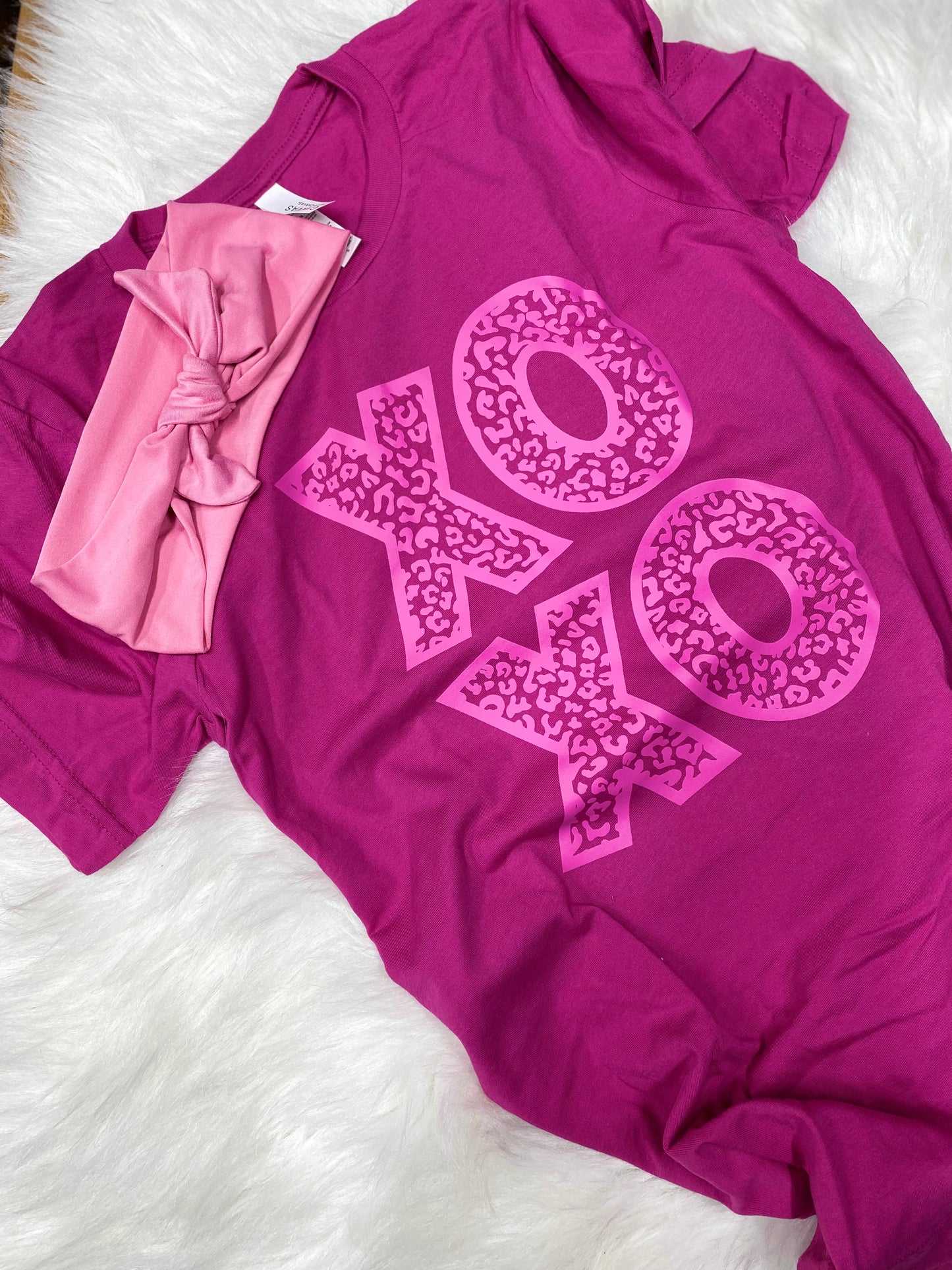 XOXO Tee